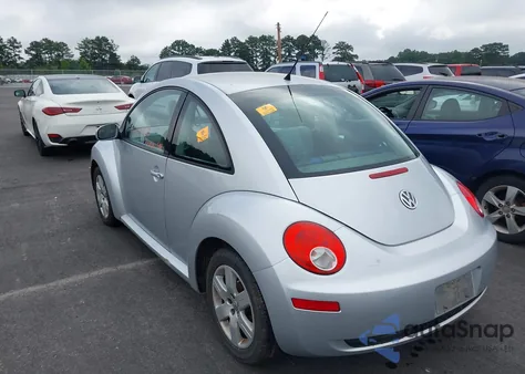 2007 Volkswagen New Beetle 2.5 z USA, uszkodzony, nr VIN 3VWPW31C97M515655